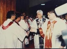 Prof. R. Natarajan introduces the faculty members to Mr. Azim Premji, 38th Convocation (2001)