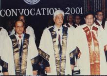 The distinguished guests at the 38th Convocation, 2001