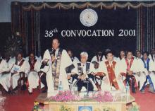 Mr. Krishnaswamy Kasturirangan addresses the audience, 38th Convocation (2001)