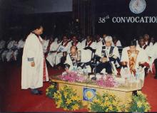 Mr. Krishnaswaky Kasturirangan signs the Record of Degrees Conferred, 38th C