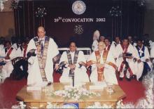 Dr. Krishnaswamy Kasturirangan declares the 39th Convocation open, 2002