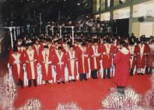 Graduates take the institute pledge at the 39th Convocation, 2002 